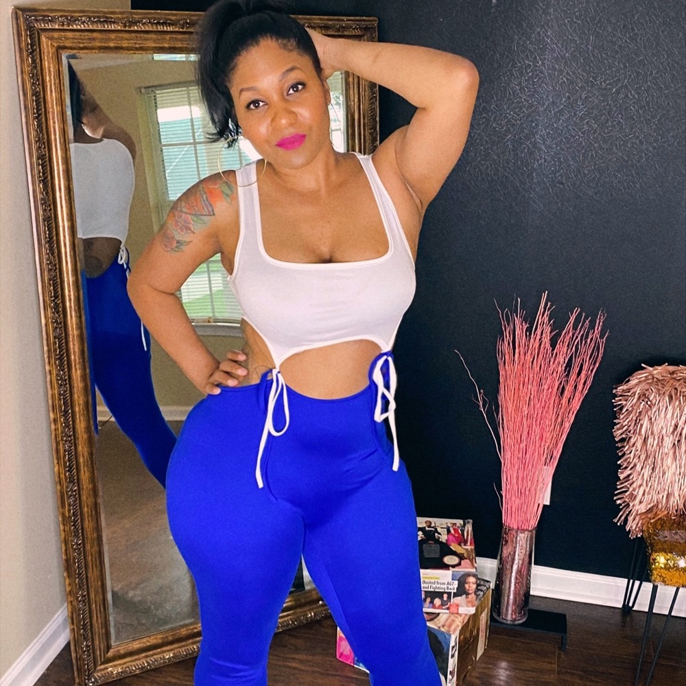 Jumpsuit - Picture 2 of 3